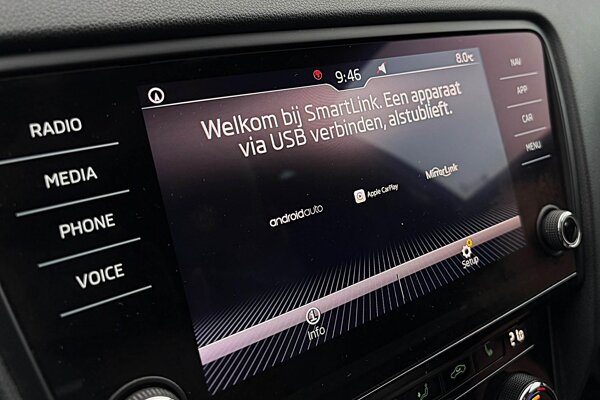 Apple Carplay/Android Auto