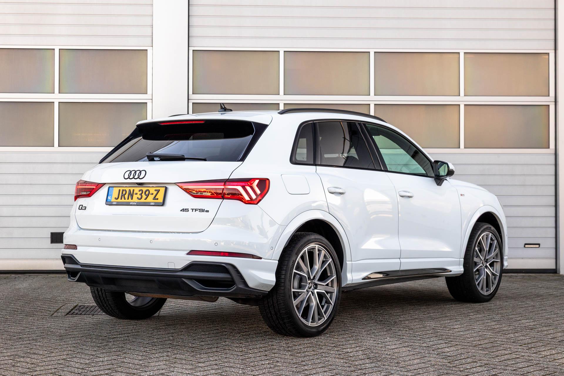 Audi Q3 45 TFSIe 245pk PHEV S edition - Afbeelding 2