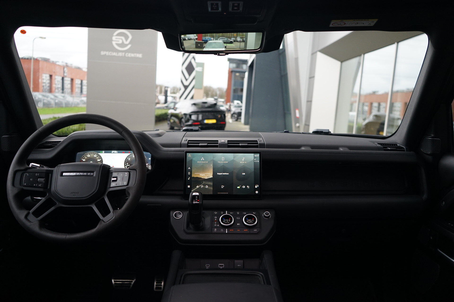 Land Rover Defender 110 5.0 P525 110 V8 - Afbeelding 4