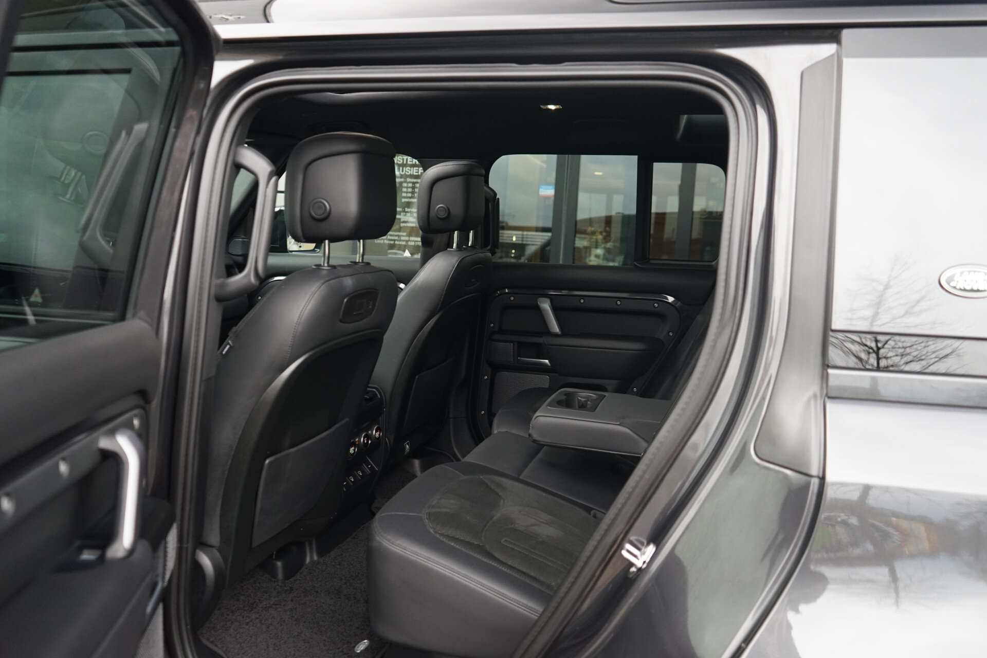 Land Rover Defender 110 5.0 P525 110 V8 - Afbeelding 5