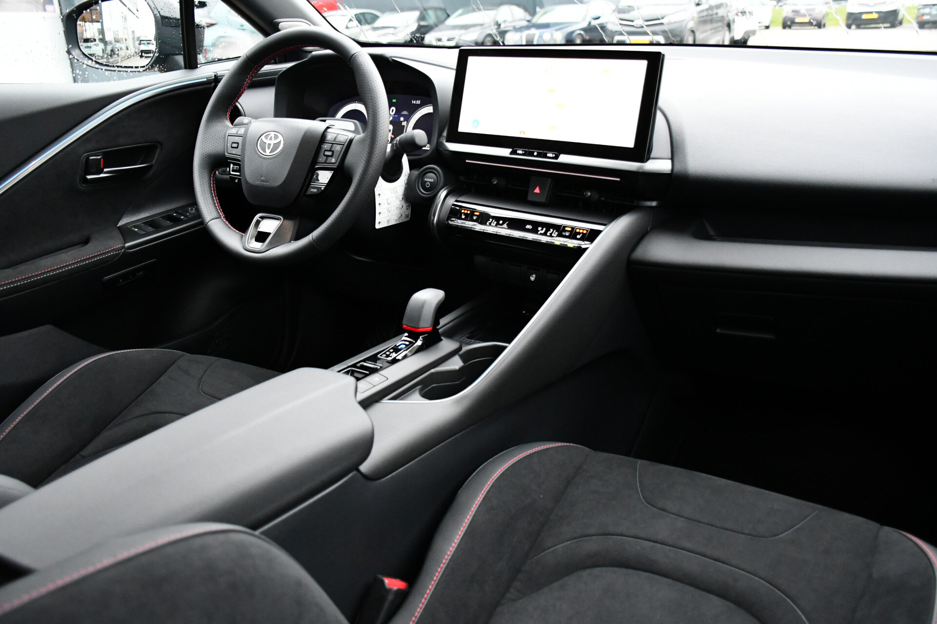 Toyota C-HR 2.0 Plug-in Hybrid 220 Black Edition Automaat 223pk - Afbeelding 4