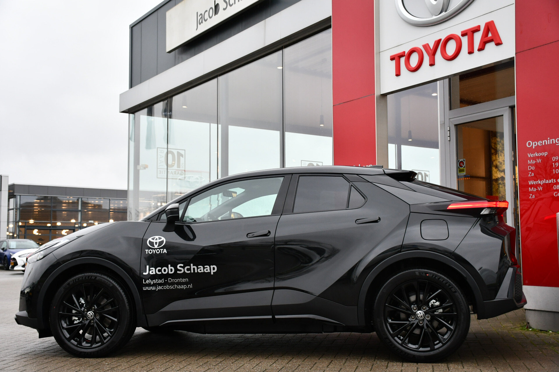 Toyota C-HR 2.0 Plug-in Hybrid 220 Black Edition Automaat 223pk - Afbeelding 5