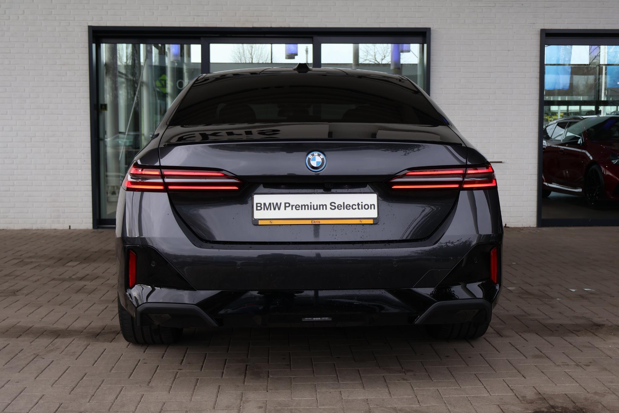 BMW 5 Serie 530e Sedan - Afbeelding 4