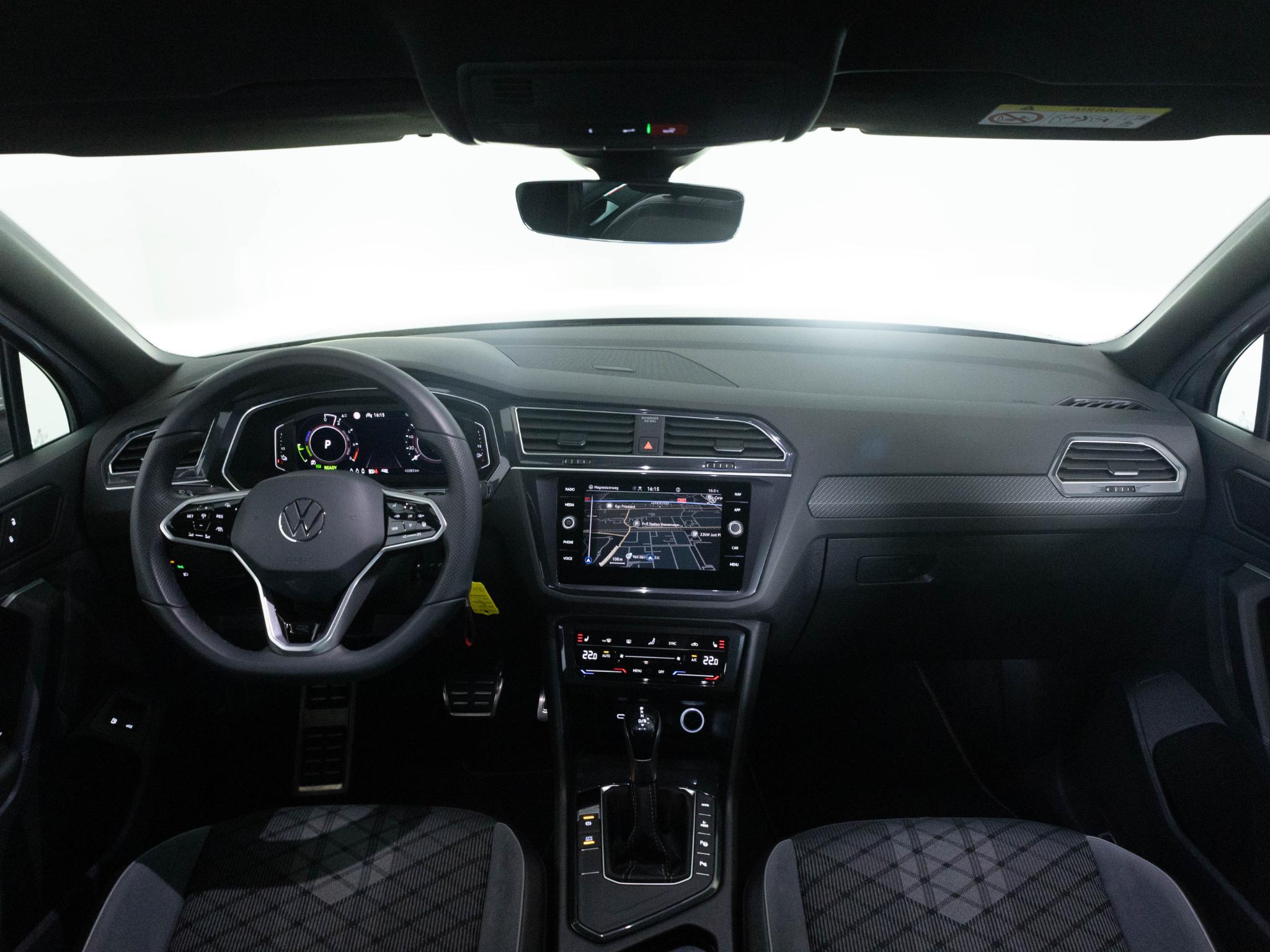 Volkswagen Tiguan R-Line 1.4 TSI 245 PK eHybrid - Afbeelding 5