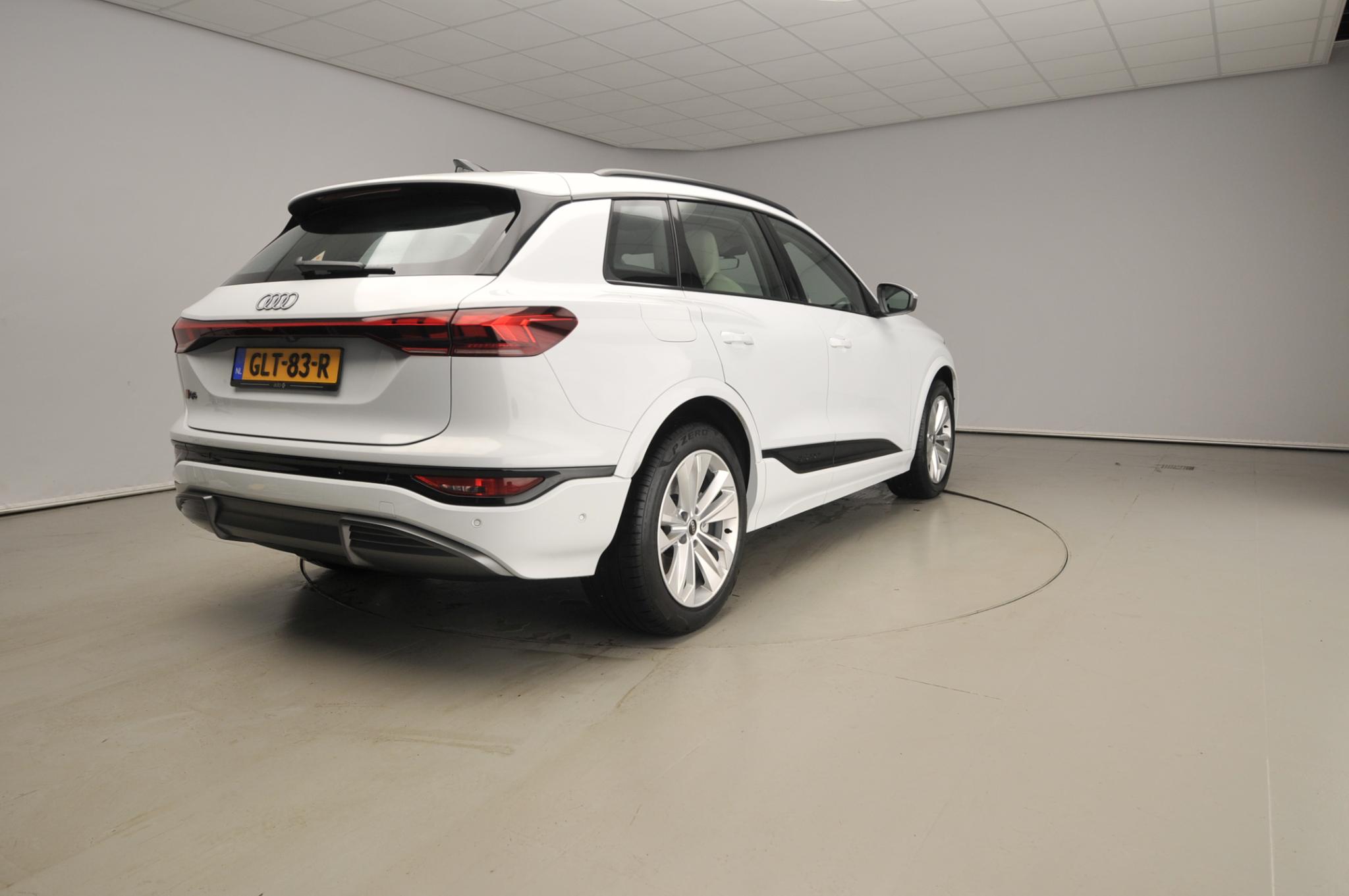 Audi Q6 e-tron Advanced edition 100 kWh - Afbeelding 2