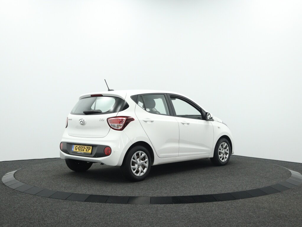 Hyundai i10 1.0i Comfort Smart Pack | Navigatie | Apple carplay | Parkeersen - Afbeelding 2