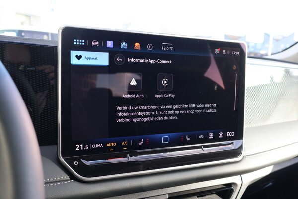 Apple Carplay/Android Auto