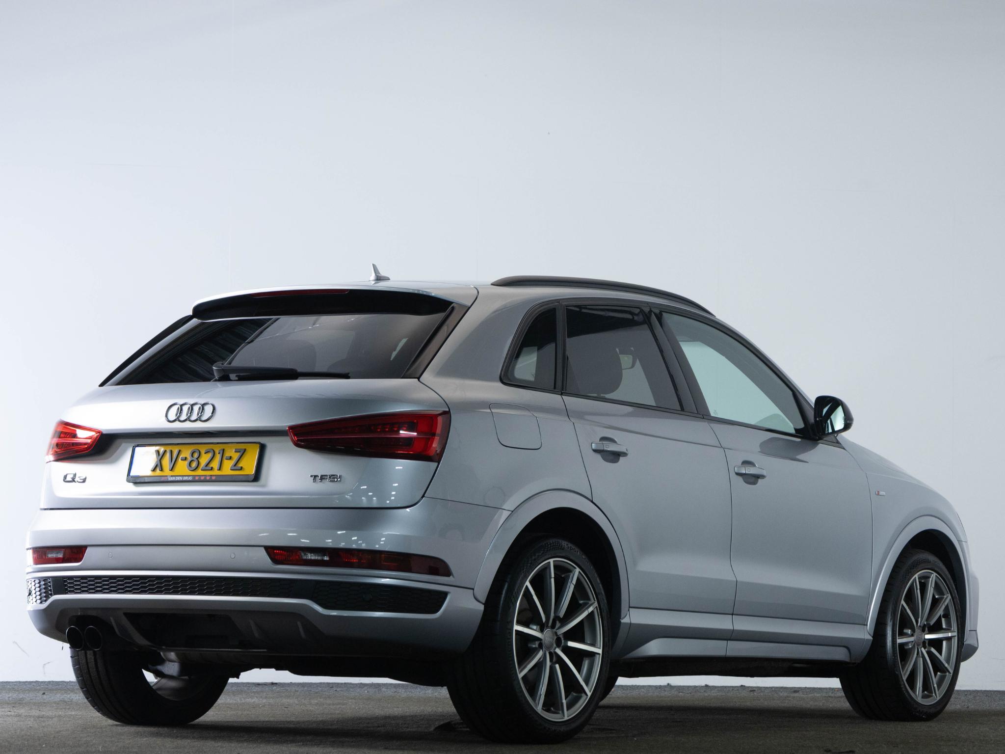 Audi Q3 S-Line 1.4 TFSI 150 PK - Afbeelding 2