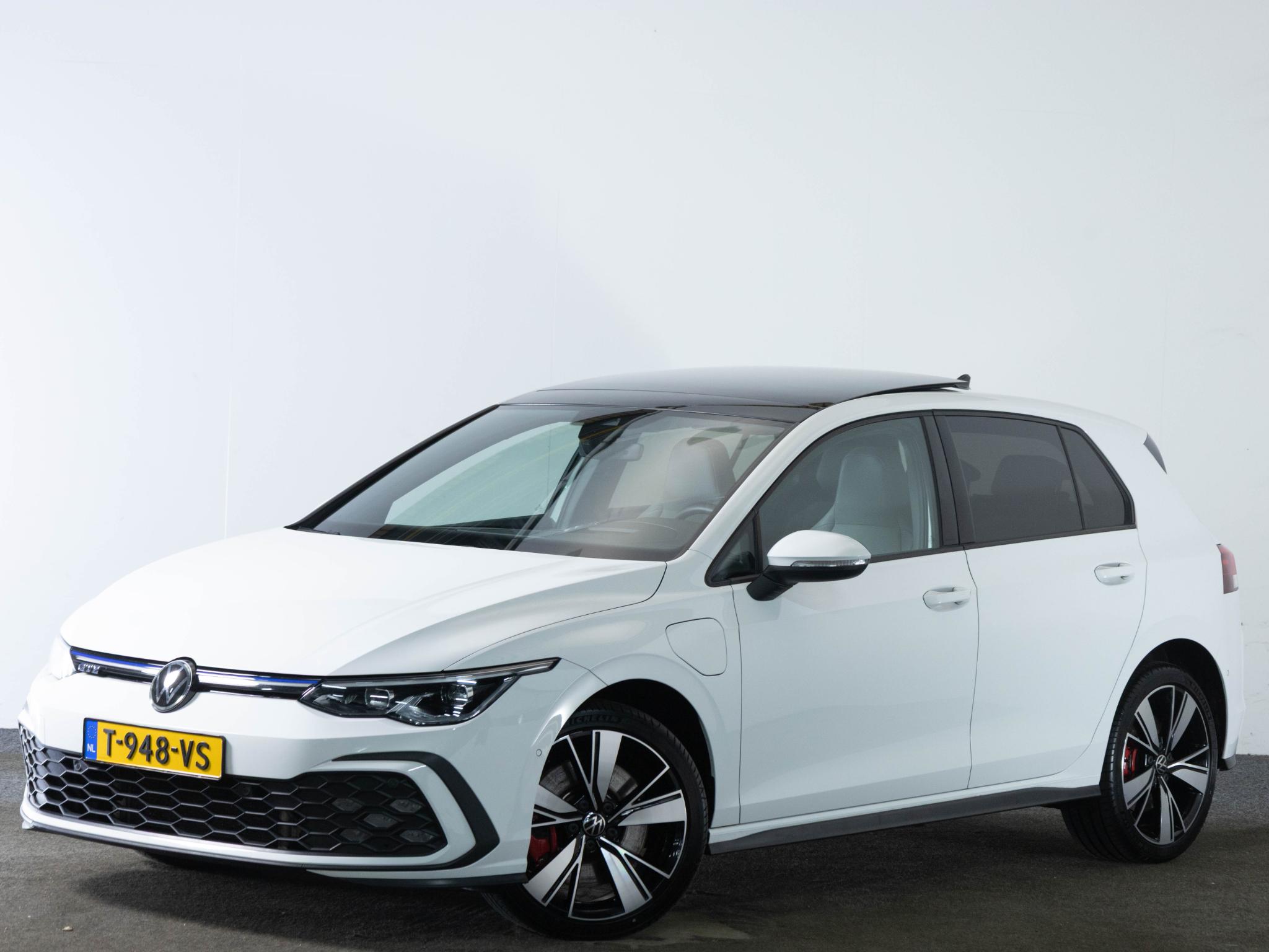 Volkswagen Golf GTE 1.4 eHybrid 245 PK DSG - Afbeelding 3