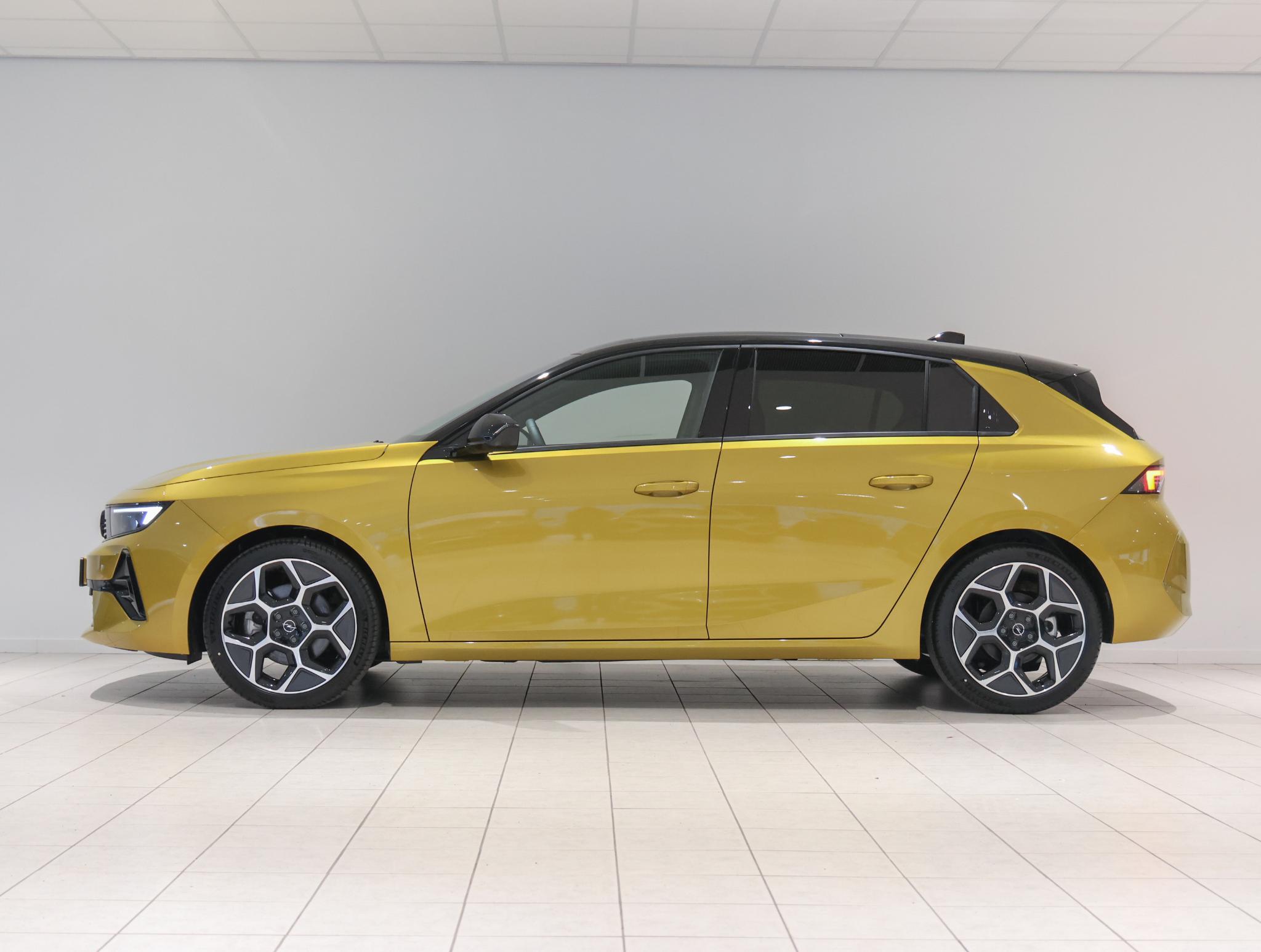 Opel Astra 1.2 Turbo 136 PK Hybrid Ultimate - Afbeelding 2