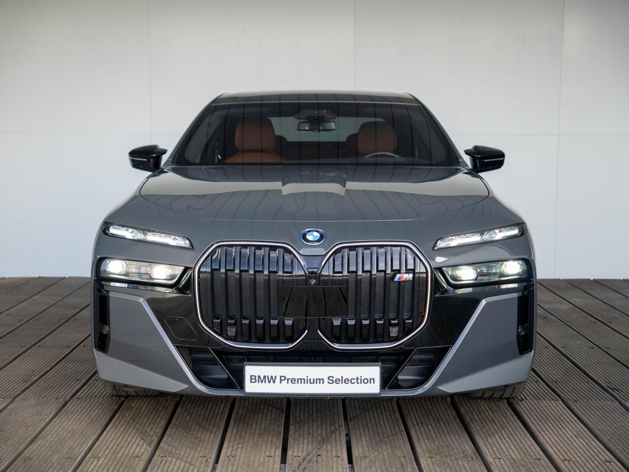 BMW 7 Serie M760e xDrive - Afbeelding 3