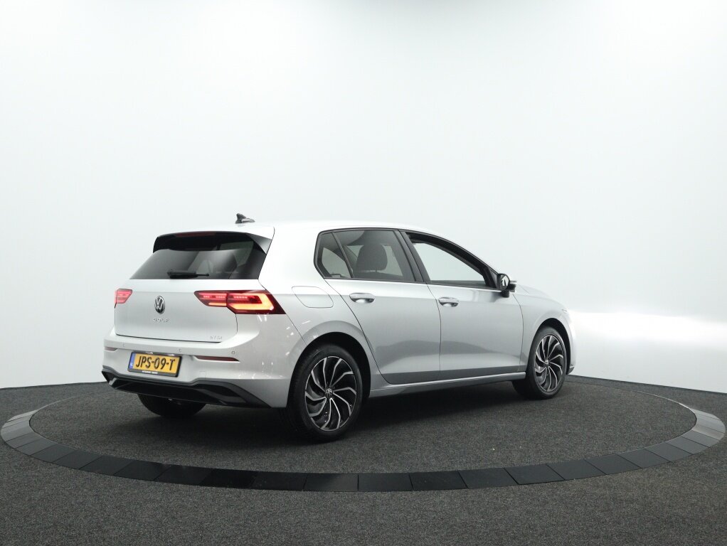 Volkswagen Golf 1.0 eTSI Life Business | Navigatie | Camera | Adaptive cruise - Afbeelding 2