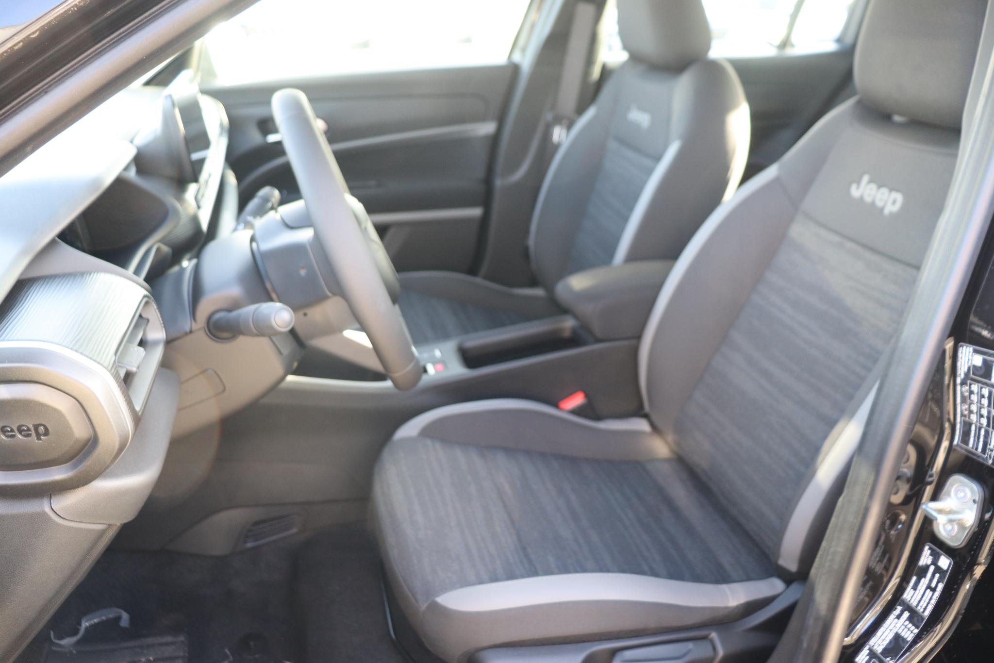 Jeep Avenger Altitude 54 kWh - Afbeelding 3