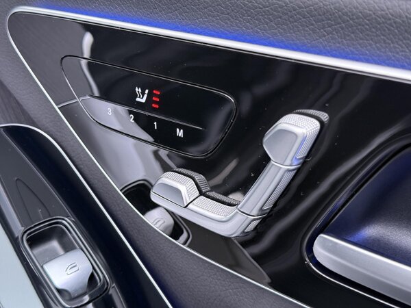 Verwarmde stoelen vooraan