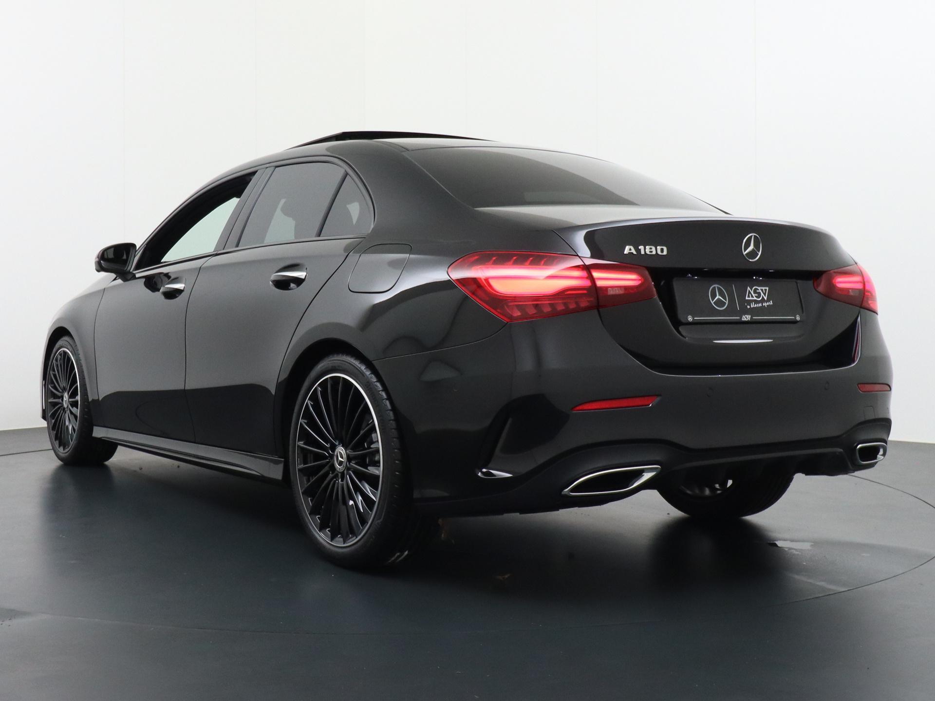 Mercedes-Benz A-klasse 180 Star Edition AMG Line - Afbeelding 3
