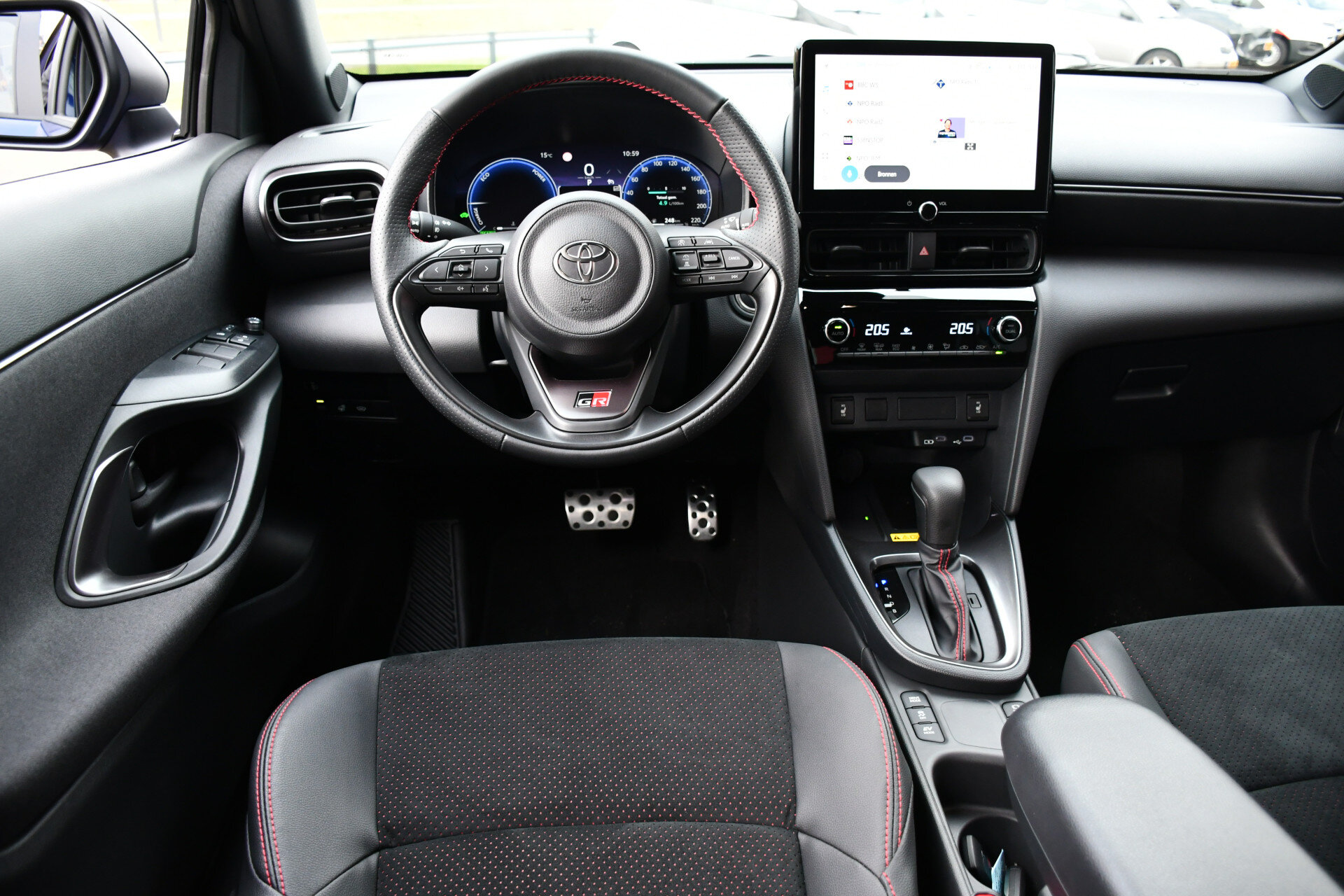 Toyota Yaris Cross 1.5 Hybrid 130 GR Sport 130pk - Afbeelding 2