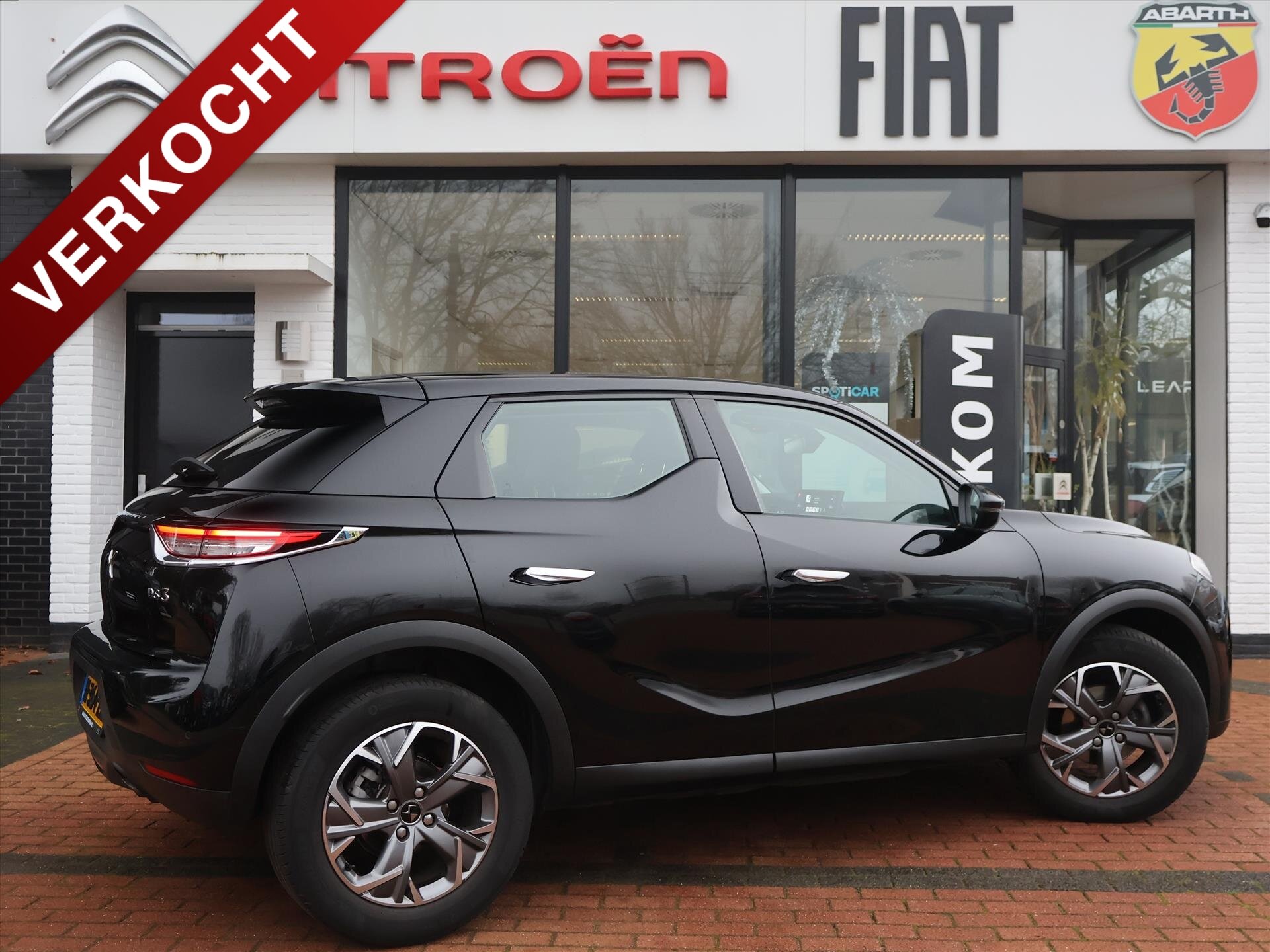 DS DS 3 Crossback PureTech turbo 100PK Business, Rijklaarprijs | Navigatie | DAB+ | Camera | Draadloze lader