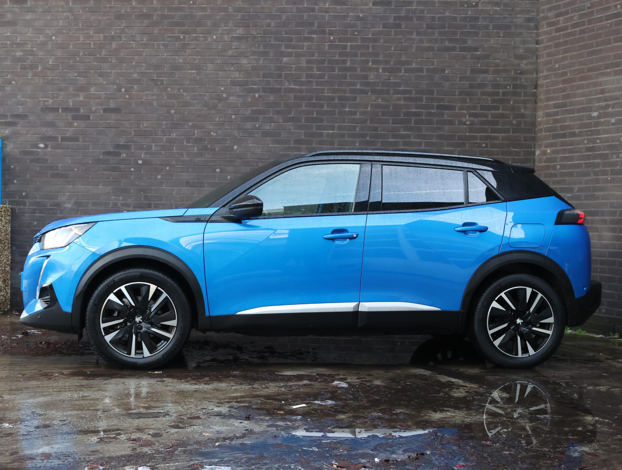 Peugeot e-2008 SUV GT Pack 50kWh 136pk - Afbeelding 2