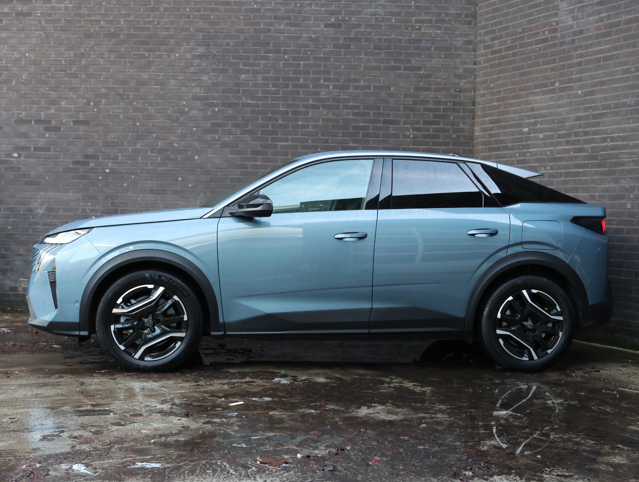 Peugeot e-3008 SUV Allure Avantage 73kWh 210pk - Afbeelding 2