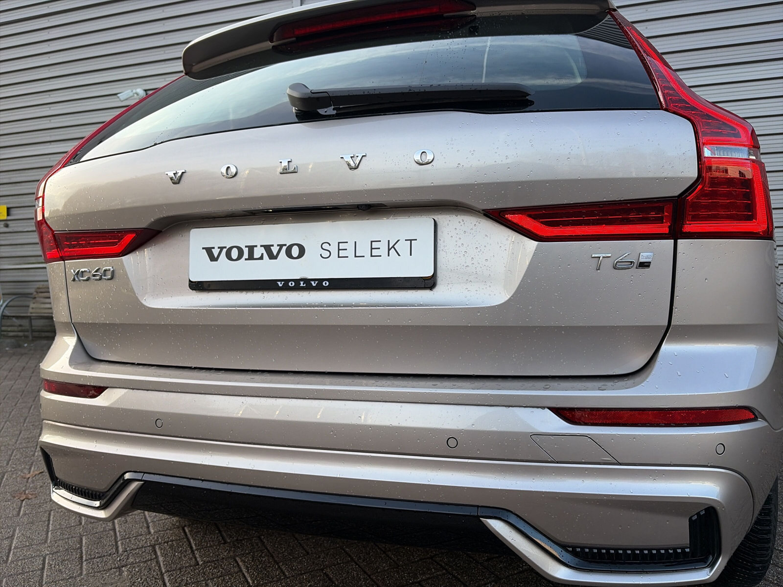 Volvo XC60 2.0 T6 Plug-in hybrid AWD Plus Dark - Afbeelding 5