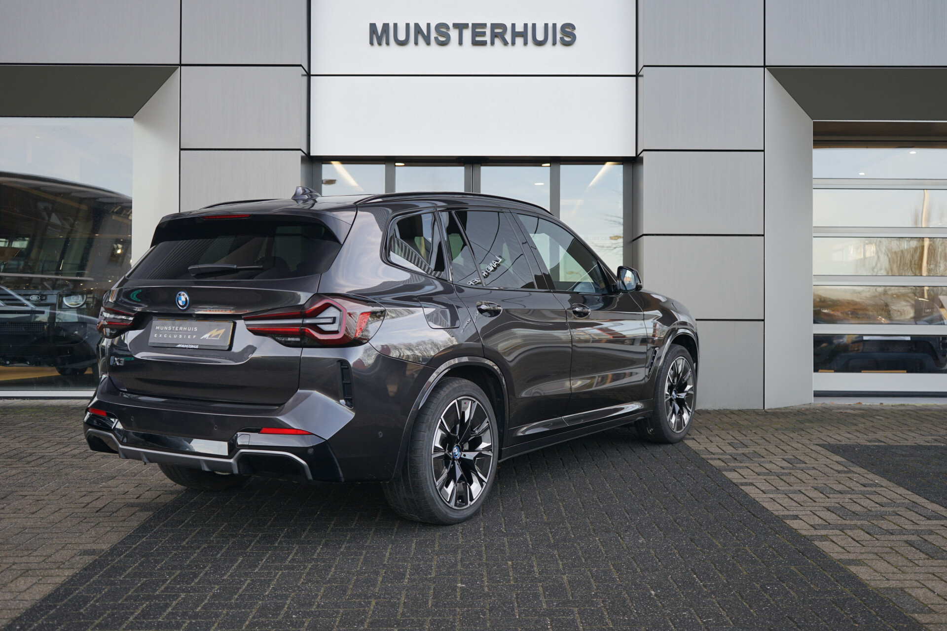 BMW iX3 High Executive 80 kWh | Occasion Lease vanaf € 914 p/m - Afbeelding 2