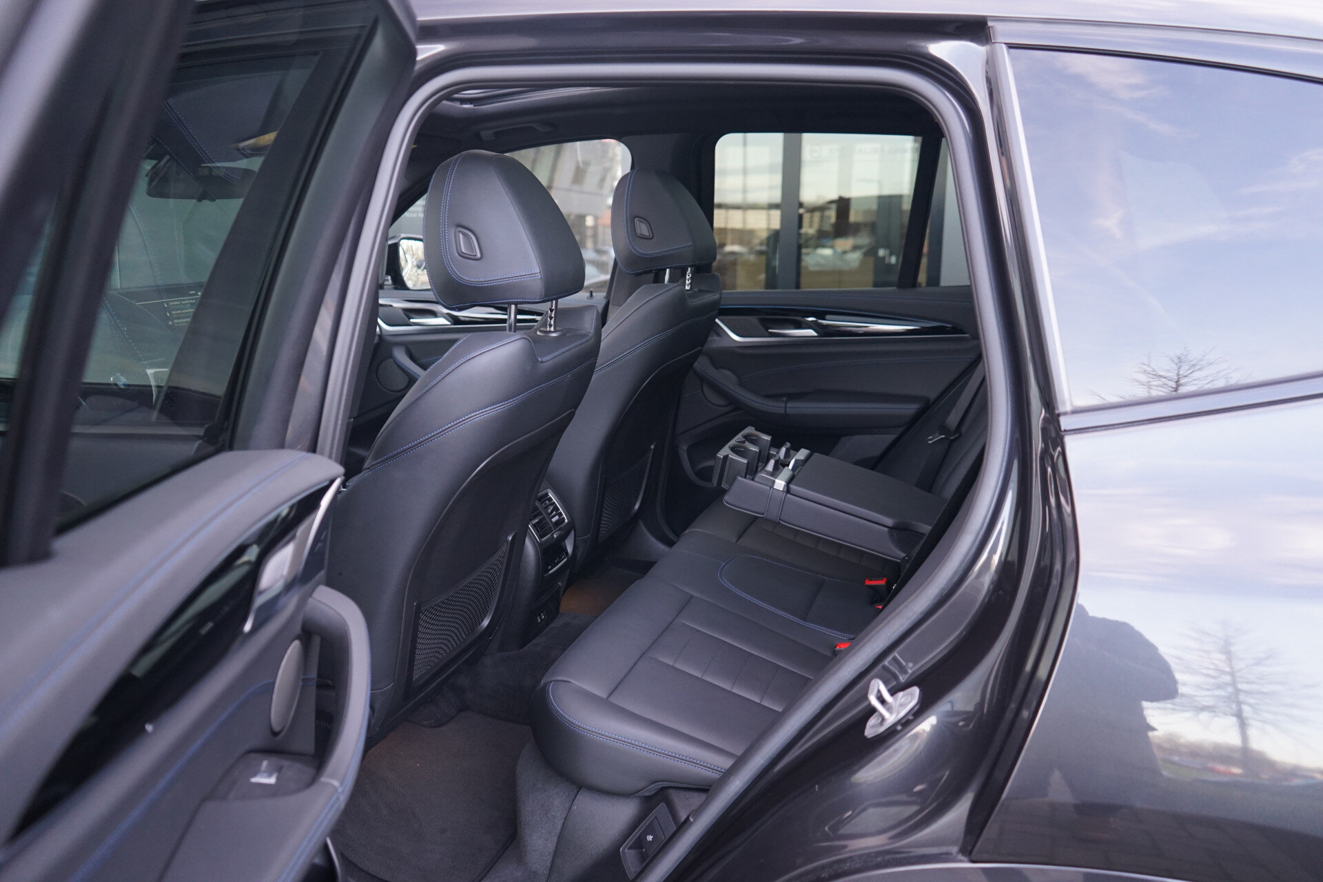 BMW iX3 High Executive 80 kWh | Occasion Lease vanaf € 914 p/m - Afbeelding 5