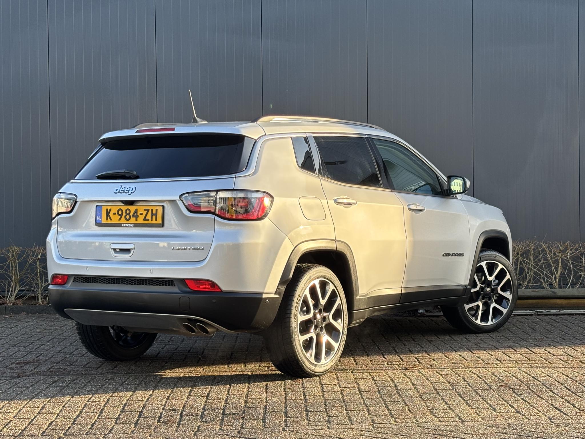 Jeep Compass 1.3T 150pk Limited Automaat - Afbeelding 3