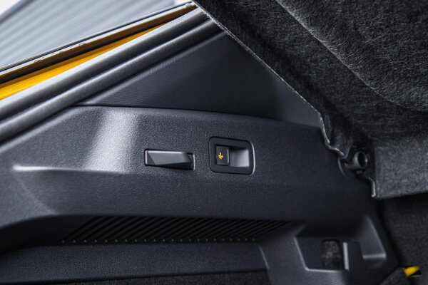 trekhaak elektrisch uitklapbaar