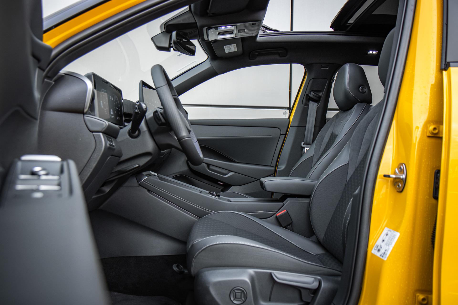 Volkswagen T-Roc 1.5 eTsi 150pk R-Line First Edition - Afbeelding 4