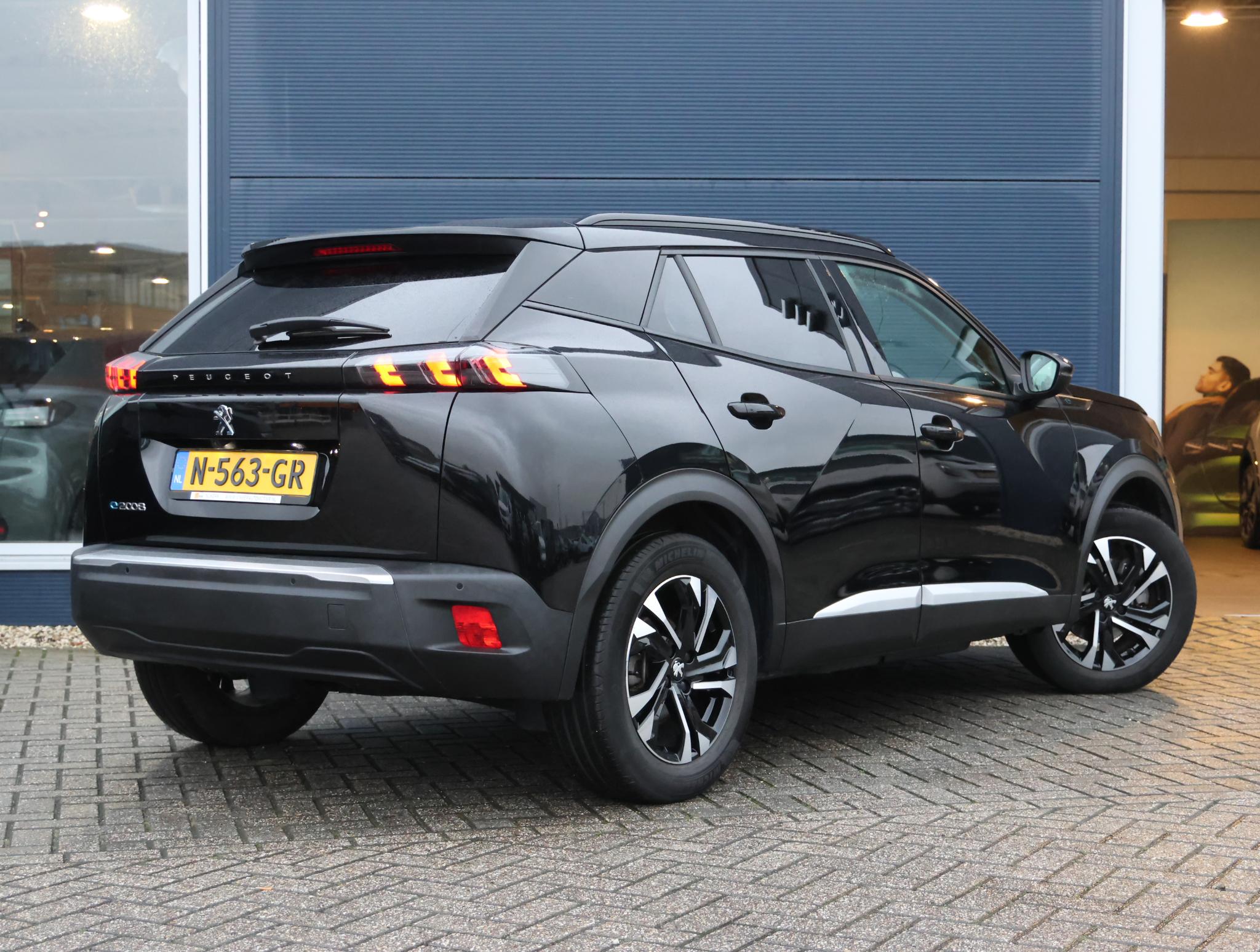 Peugeot e-2008 EV Allure Pack 50 kWh - Afbeelding 3