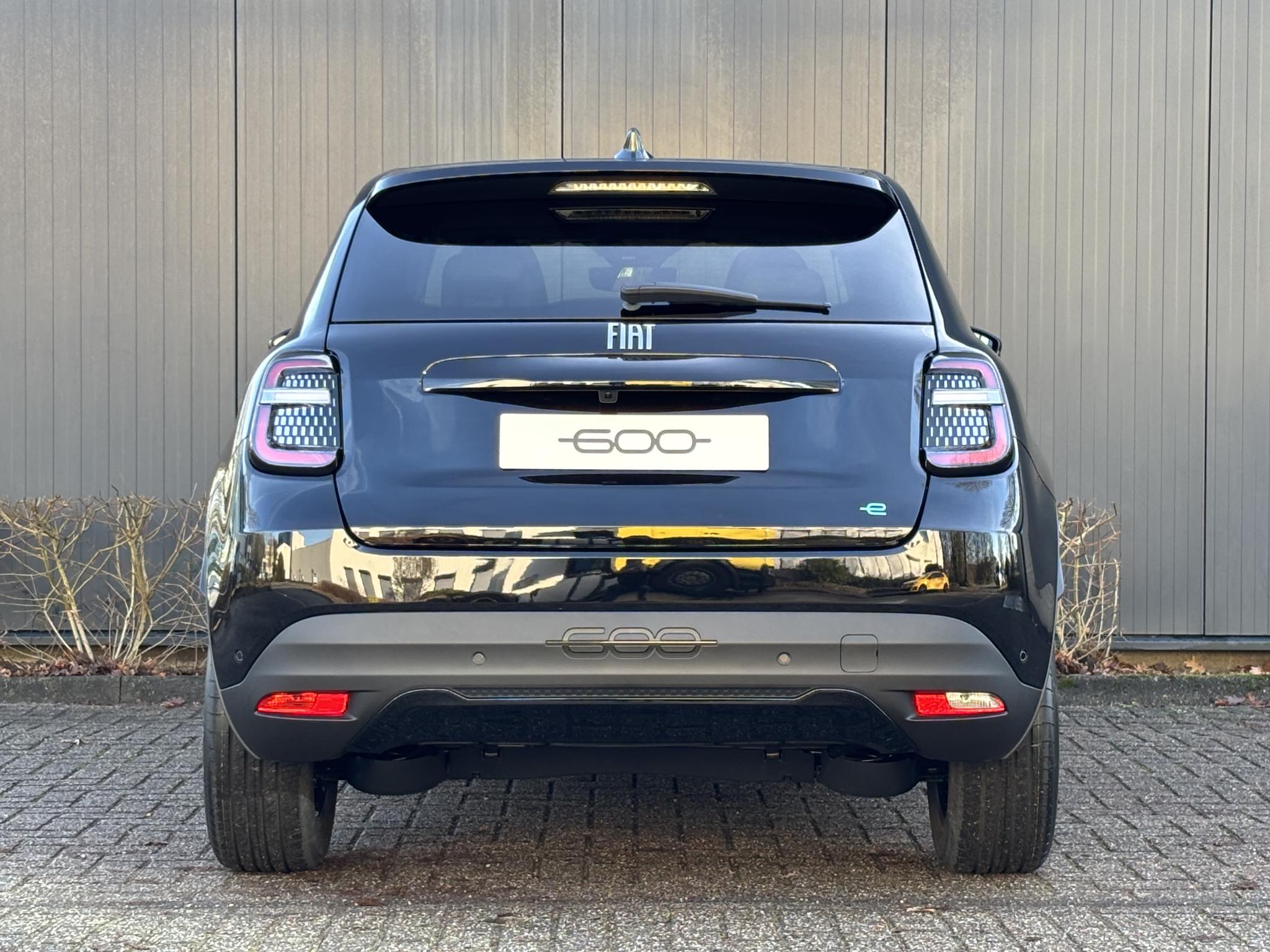 Fiat 600 600e 54 kWh La Prima - Afbeelding 4
