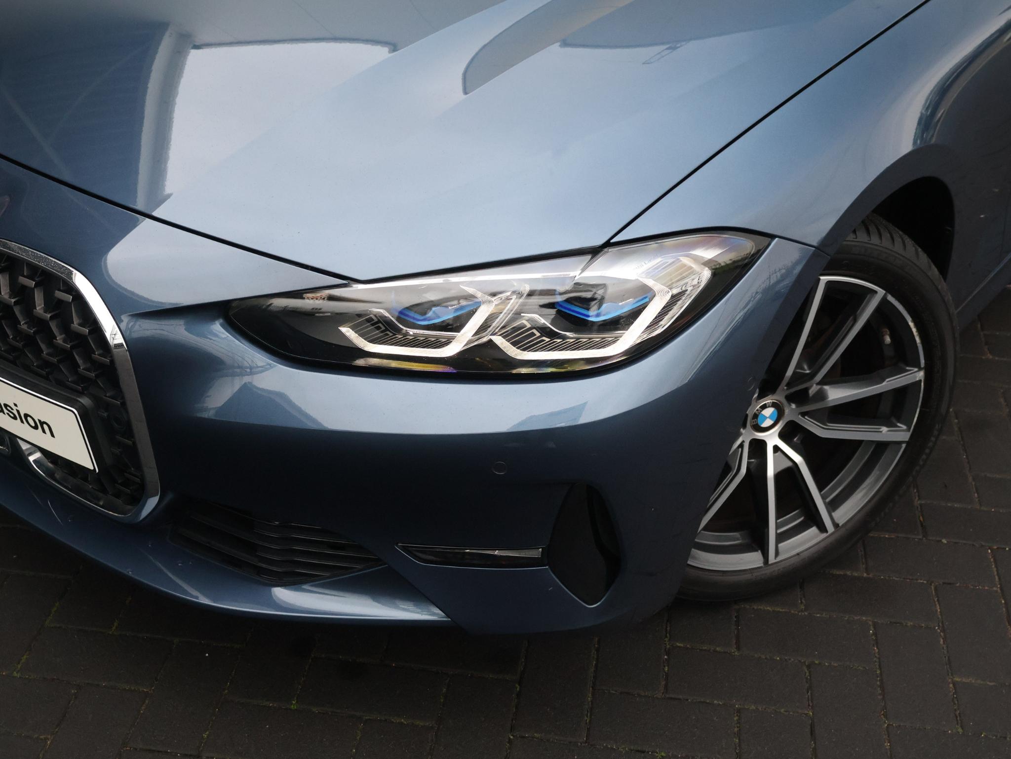 BMW 4 Serie Coupé 420i High Executive - Afbeelding 2