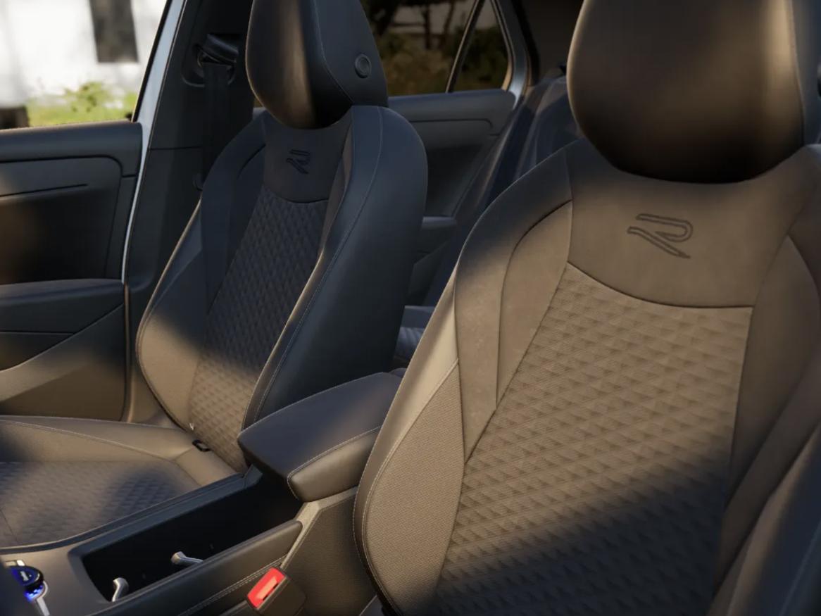 Volkswagen T-Roc R-Line First Edition 1.5 eTSI 110 kW / 150 PK SUV  - Afbeelding 5