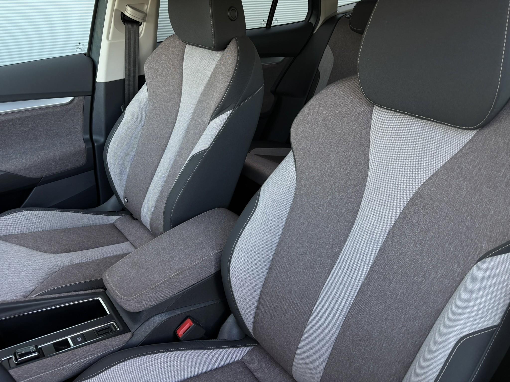 Skoda Enyaq 60 180pk First Edition - Afbeelding 4