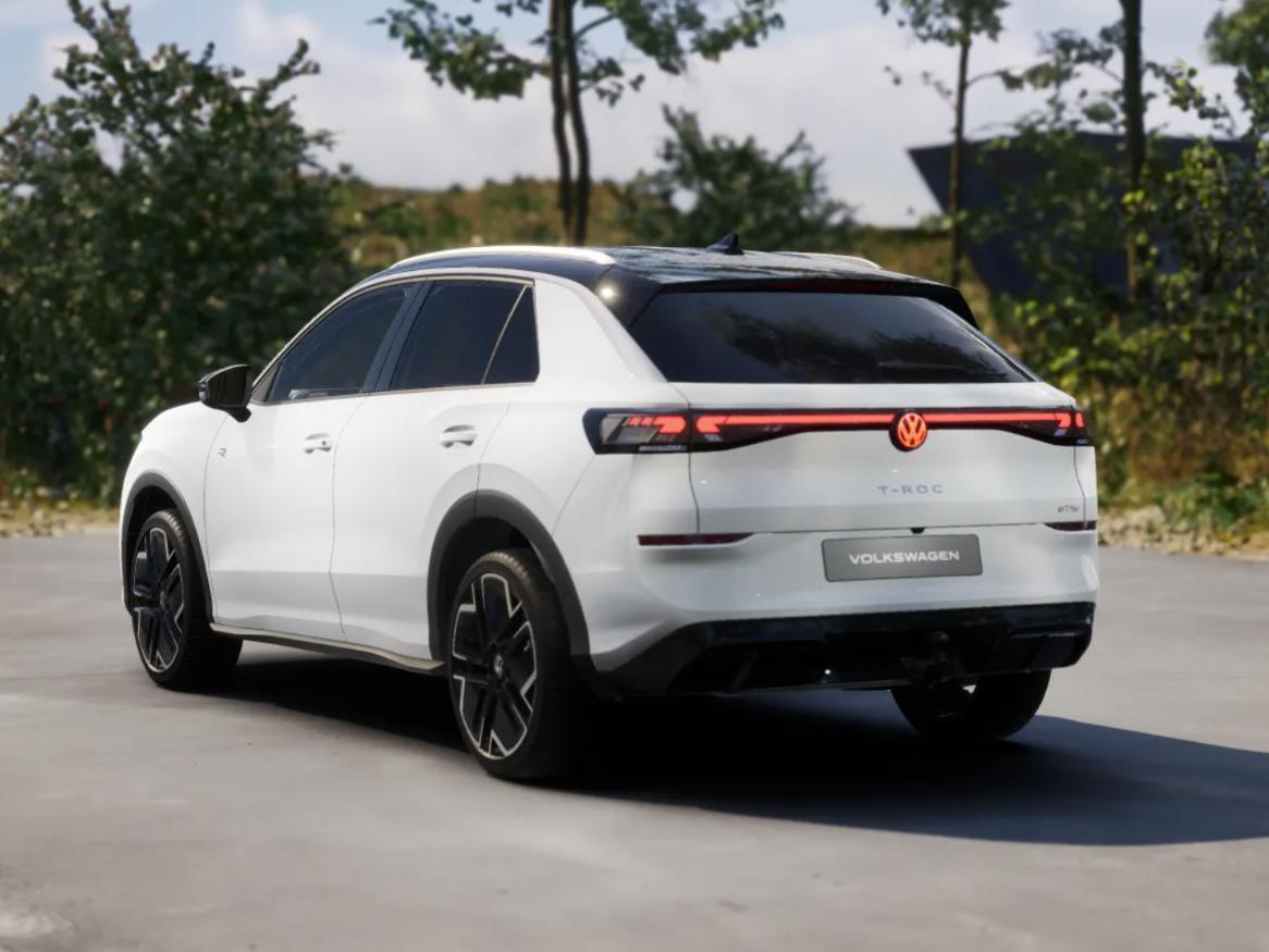 Volkswagen T-Roc R-Line First Edition 1.5 eTSI 110 kW / 150 PK SUV  - Afbeelding 3