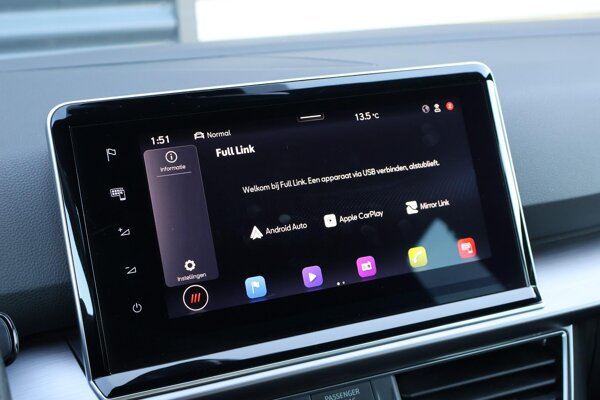 Apple Carplay/Android Auto