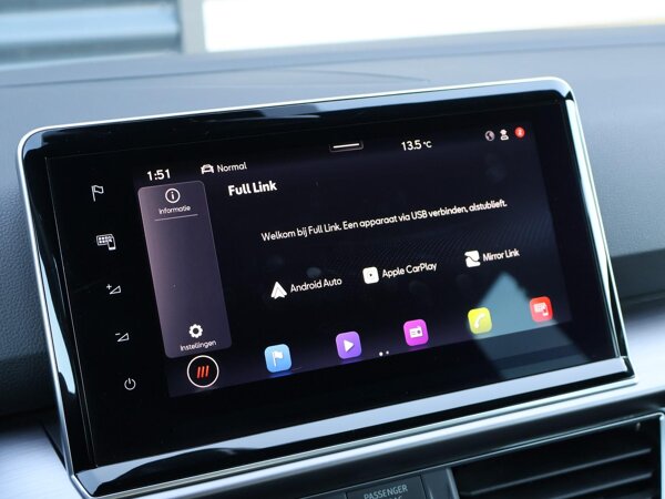 Apple Carplay/Android Auto
