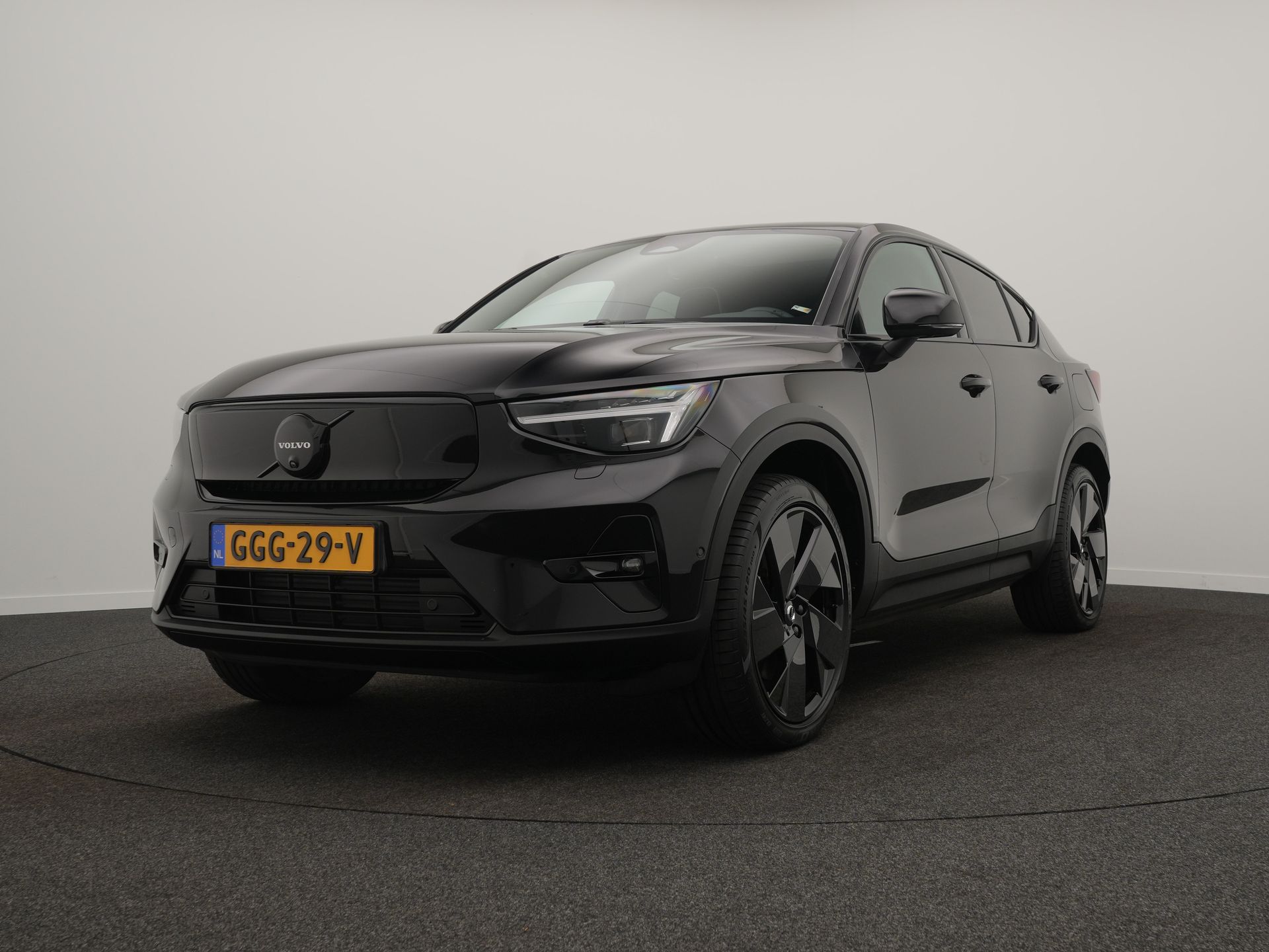 Volvo EC40 Single Motor Extended Range Ultra Black Edition 82 kWh - Occasional Lease vanaf €869 p/m - Afbeelding 5