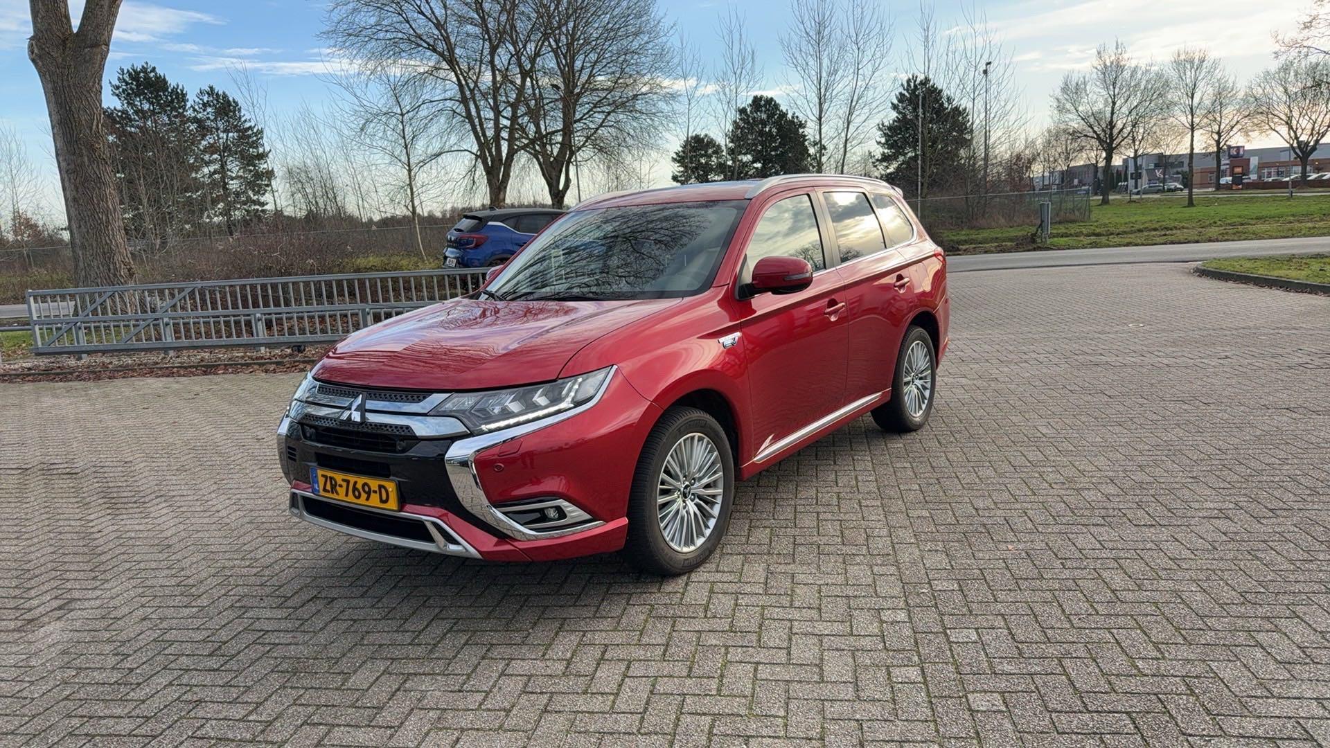 Mitsubishi Outlander 2.4 PHEV Intense+ - Afbeelding 2