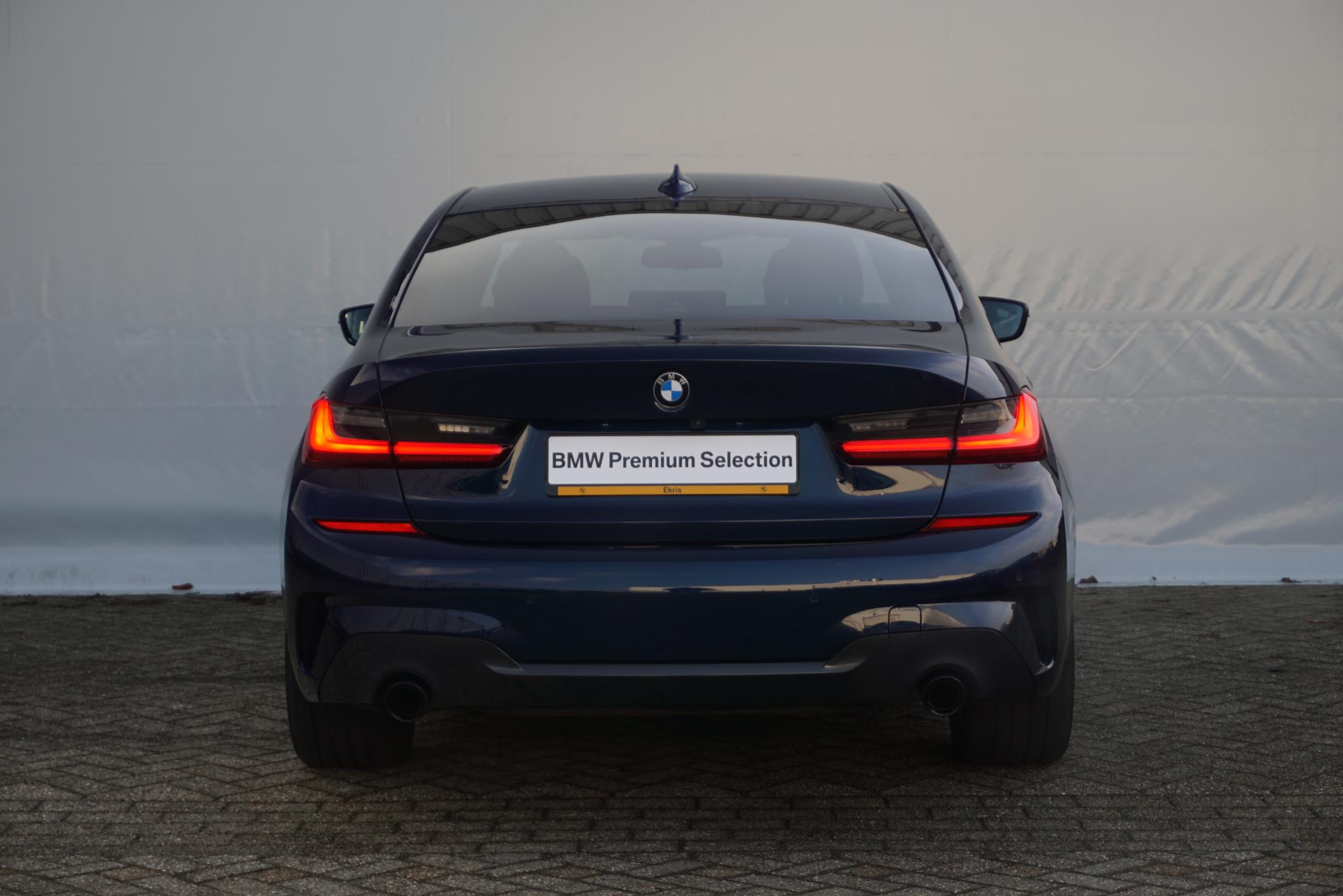 BMW 3 Serie Sedan 320i - Afbeelding 4