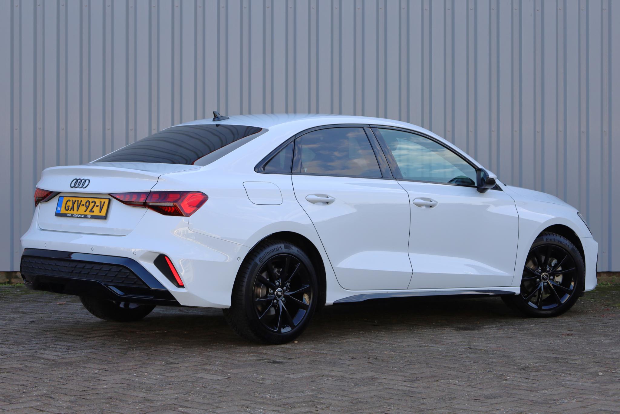 Audi A3 Limousine 30 TFSI S edition - Afbeelding 3