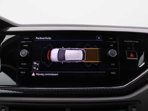 Parkeersensoren voor en achter (Park Distance Control)