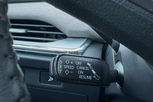 cruise control adaptief met Stop&Go en stuurhulp cruise control adaptief met Stop&Go en stuurhulp