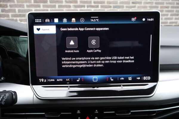 Apple Carplay/Android Auto