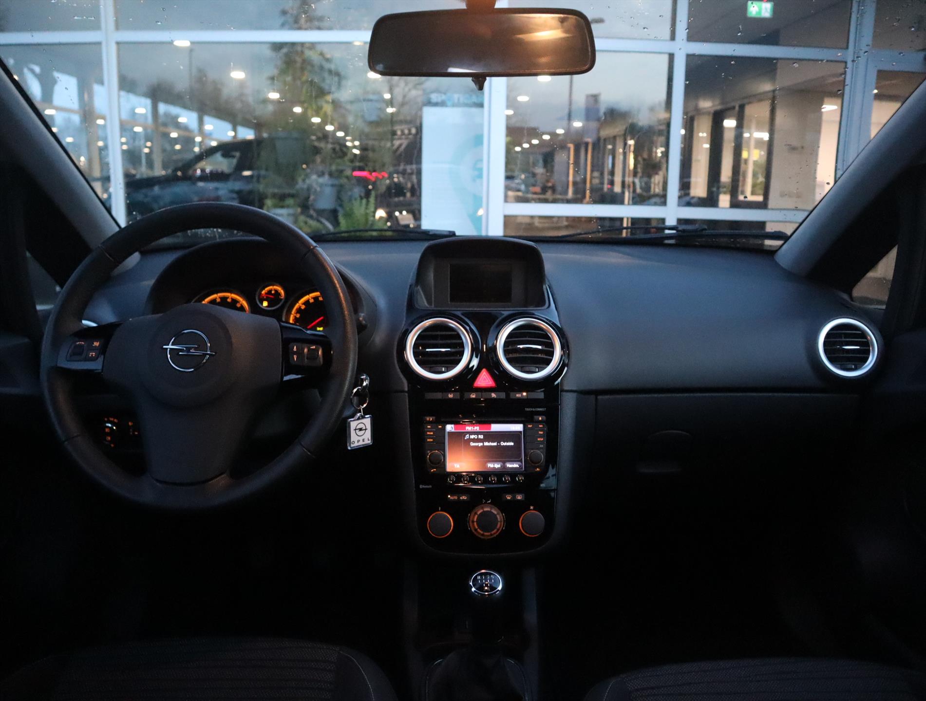 Opel Corsa BlitZ 5-Drs 1.2-16V 85pk, Rijklaarprijs, Climate control Cruise control Navigatie - Afbeelding 5