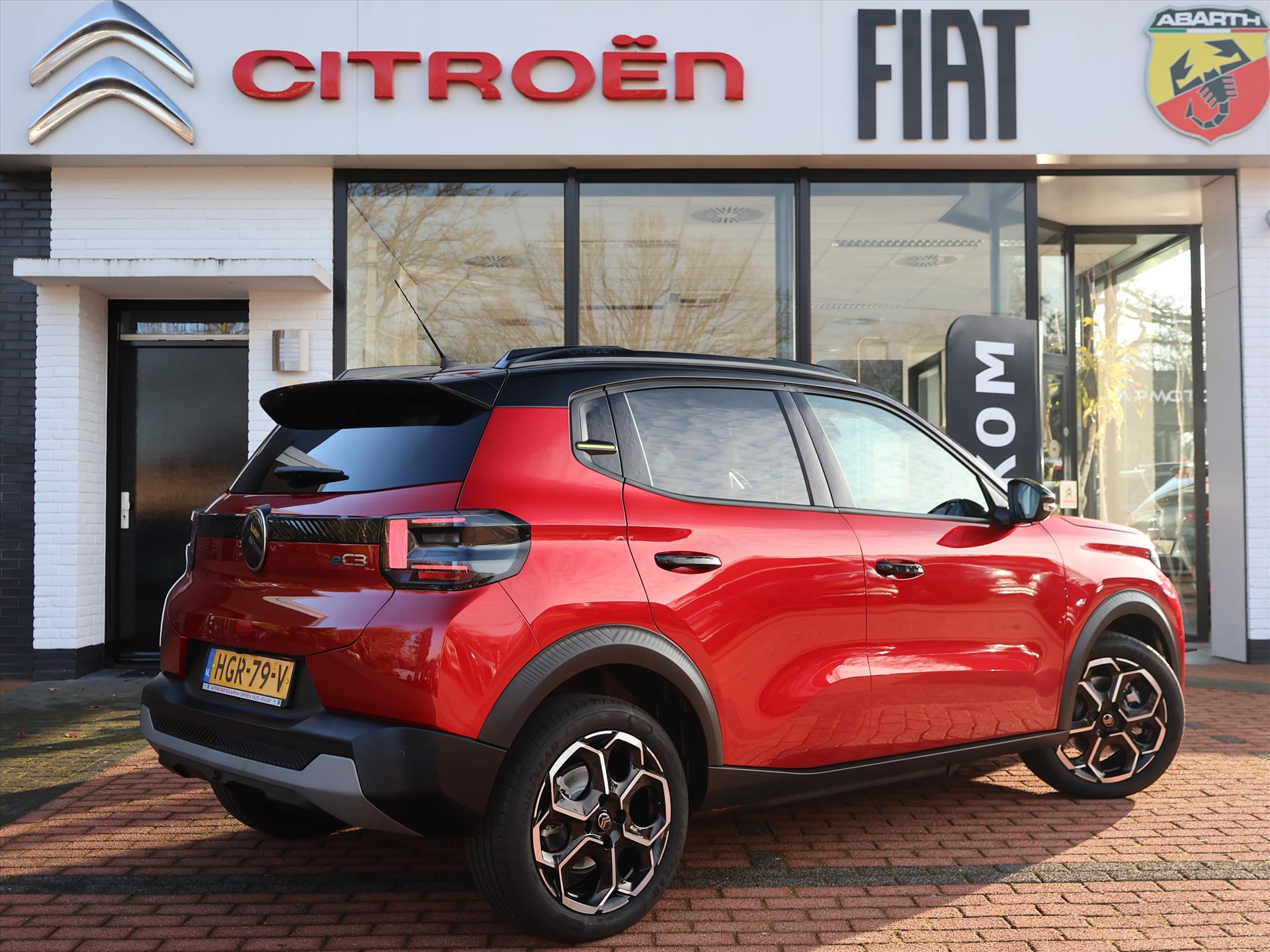 Citroën ë-C3 Elektrisch 113PK 44kWh Comfort Range Max, Rijklaarprijs | Camera | Navigatie | 11kW 3 Fasen | DAB+ - Afbeelding 4