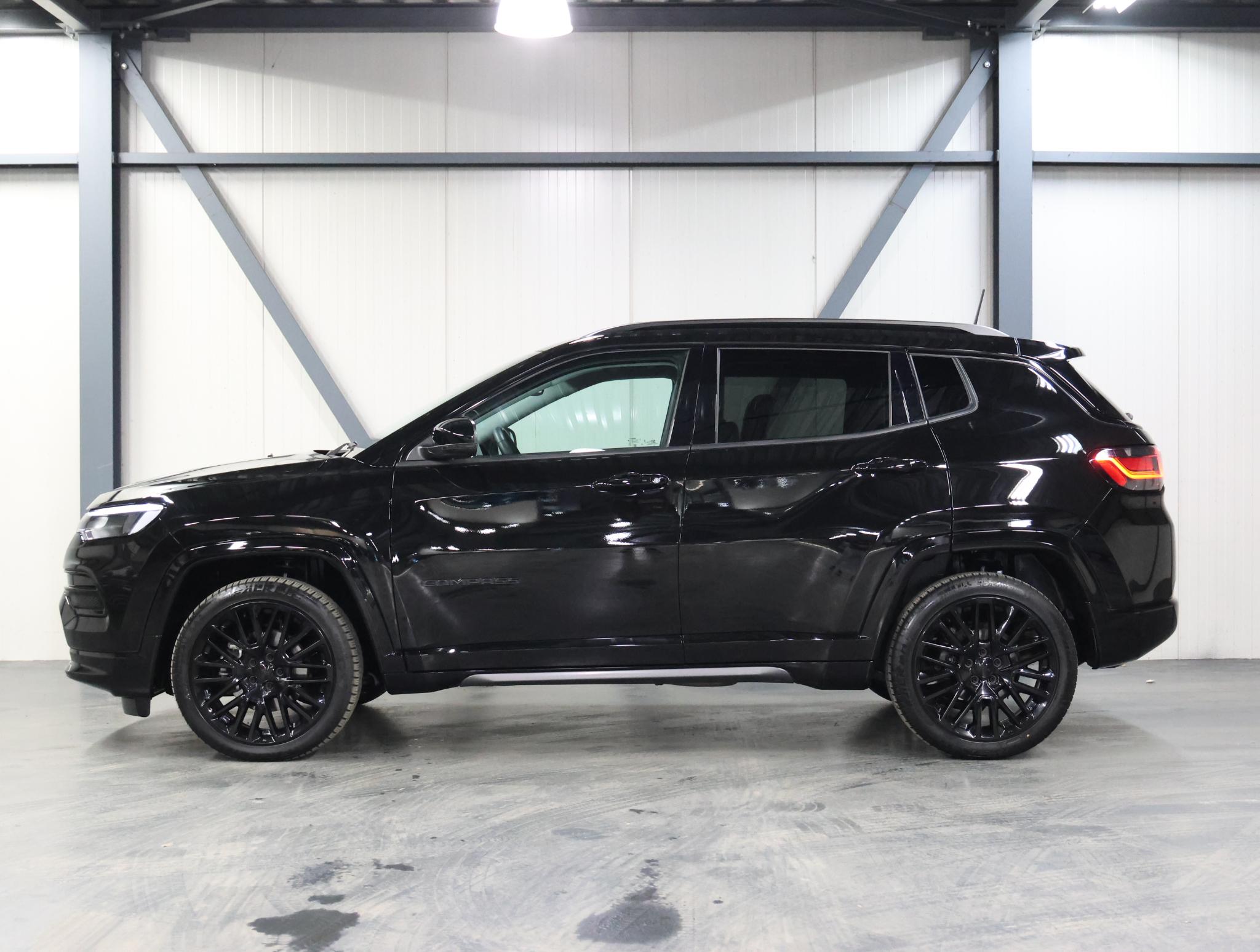 Jeep Compass 1.5T 130PK e-Hybrid Limited - Afbeelding 2