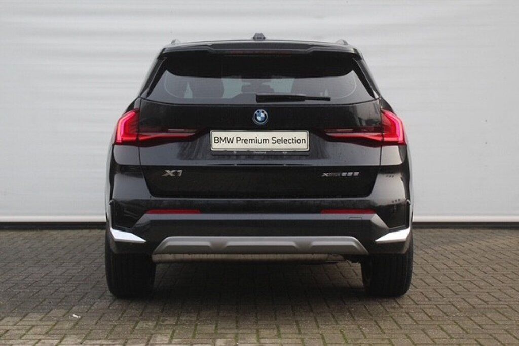 BMW X1 7