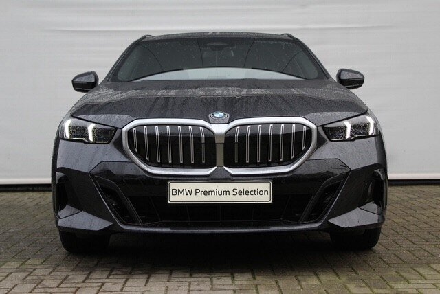 BMW 5 Serie Touring 520i M Sport Automaat - Afbeelding 2