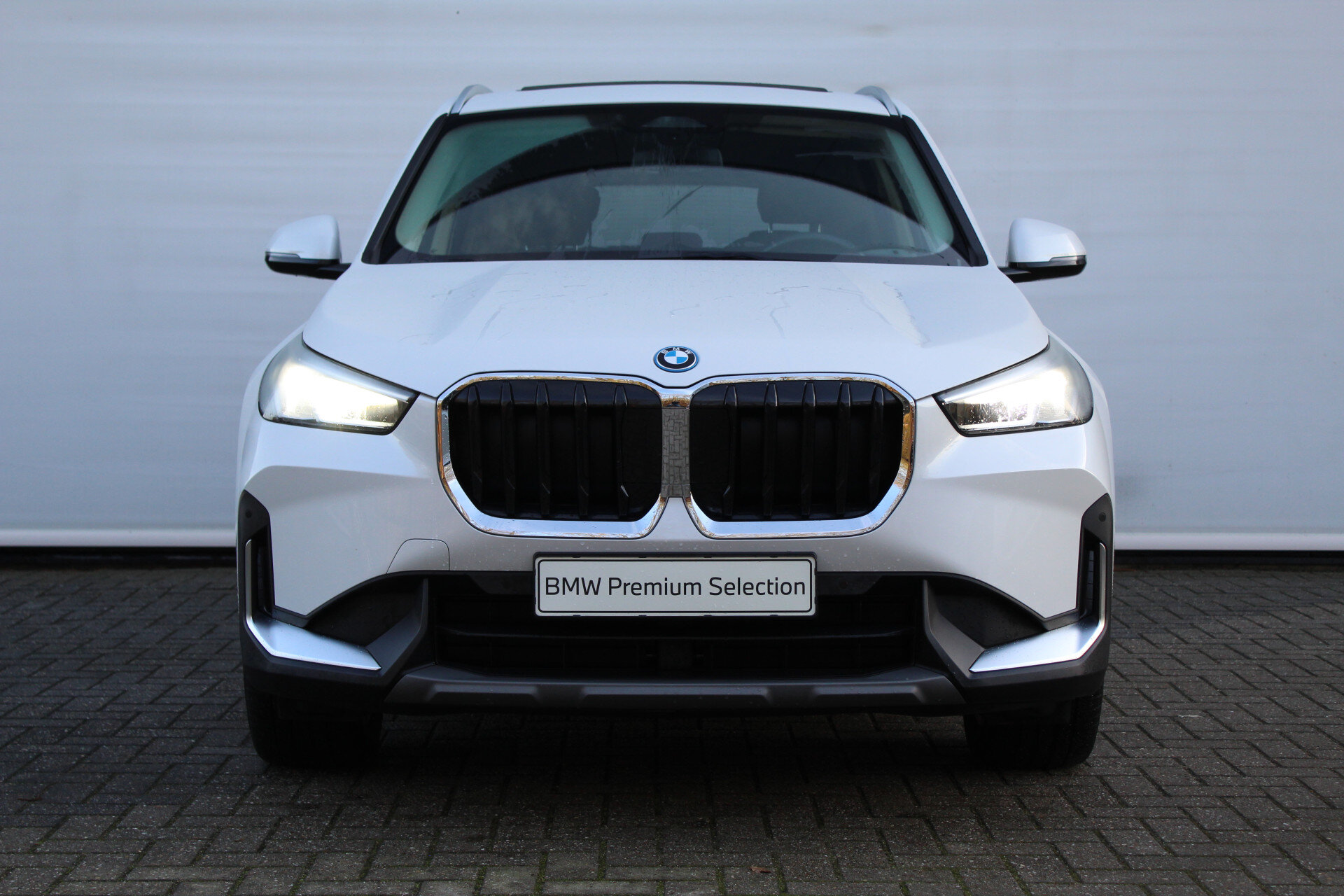 BMW X1 xDrive30e Automaat - Afbeelding 2